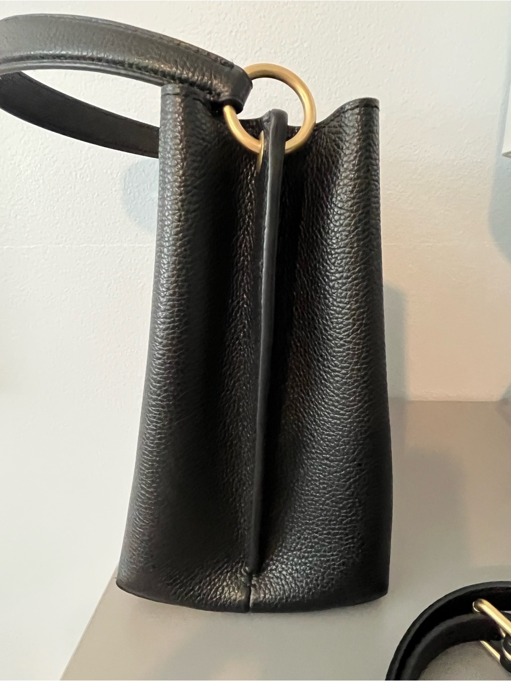 Coach Black Pebbled Leather Shoulder Bag with Gold Hardware - Picture 4 of 16